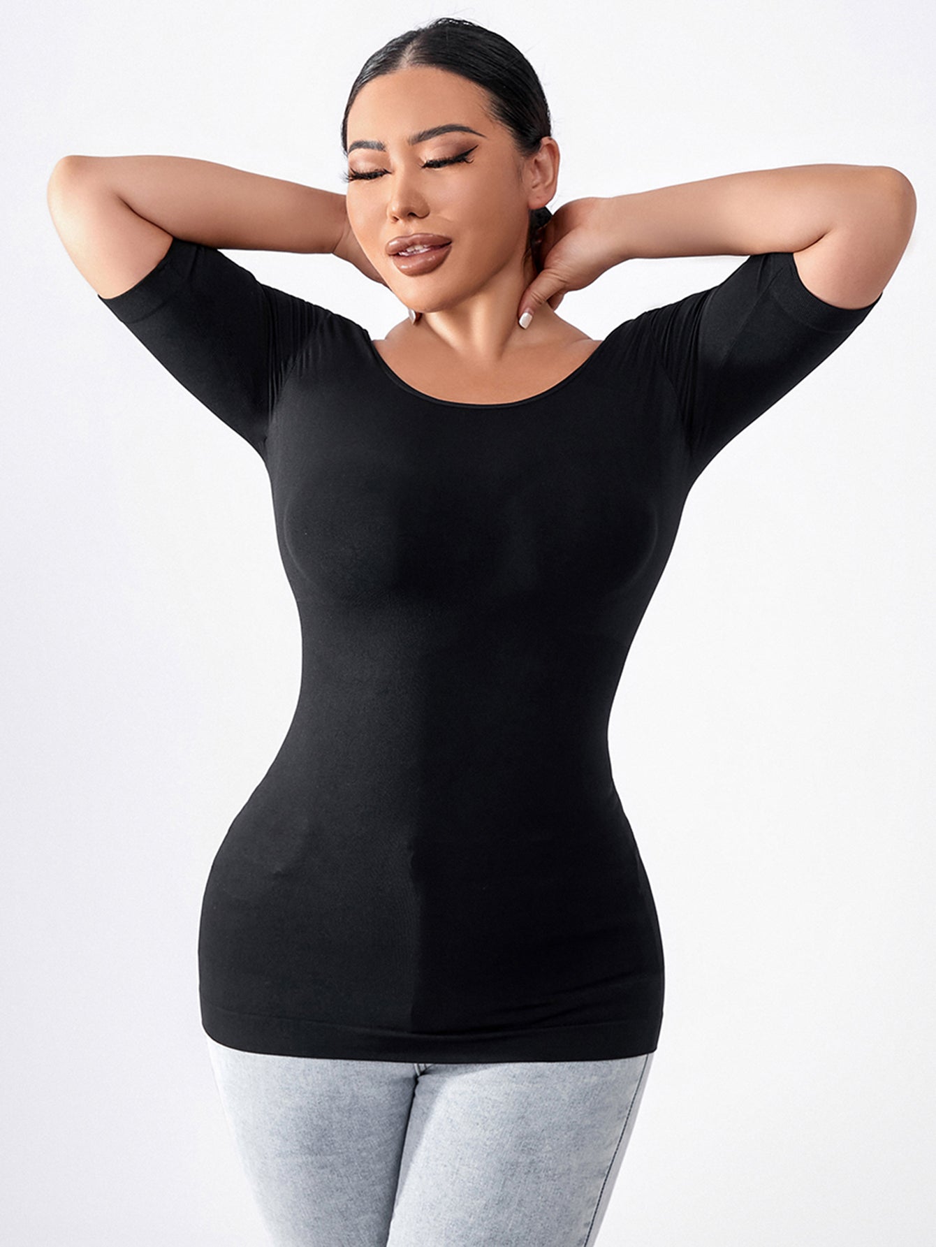 Women's Round Neck T-Shirts Slim Fitted Half Sleeve Tops Basic Shaping Tees